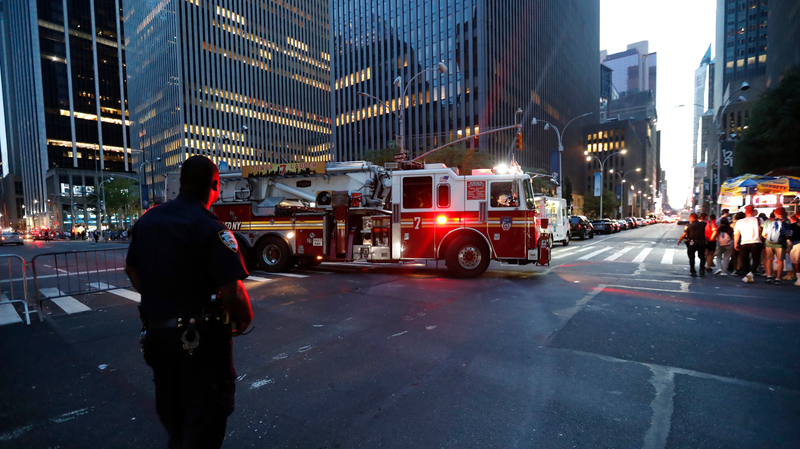 Illustration for article titled Huge Power Outage Hits NYC on Anniversary of Infamous 1977 Blackout